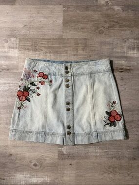 Women’s CP Jeans floral embroidered skirt